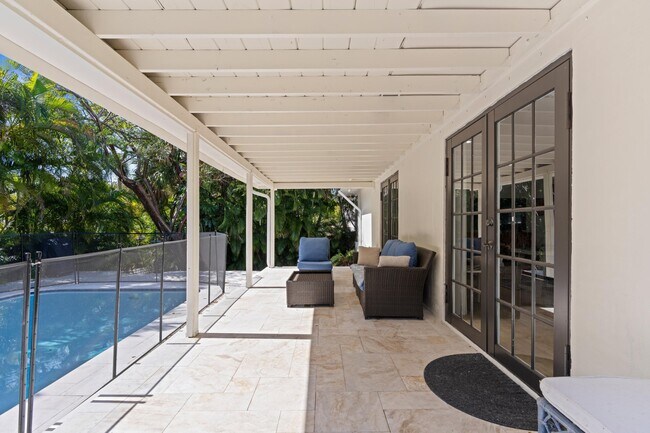 Building Photo - 486 NW 1st St