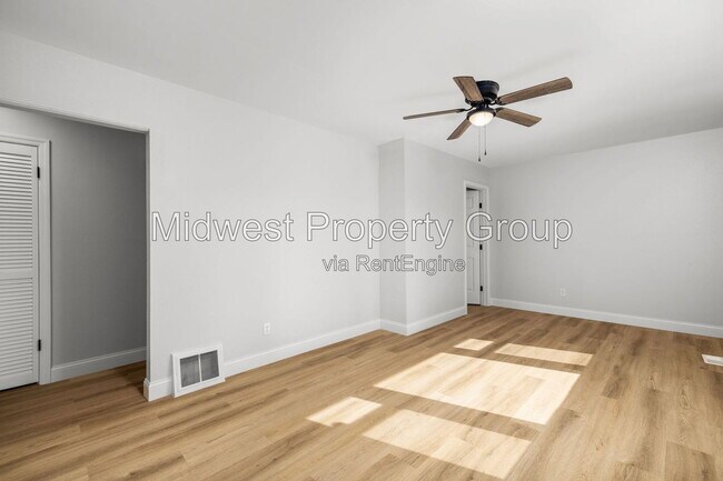 Building Photo - 1410 St Bernadette Ln
