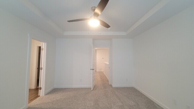 Building Photo - Section 8 Accepted!!! "Discover Comfort and Style: 3-Bed, 2.5-Bath Gem with Granite Elegance in H...