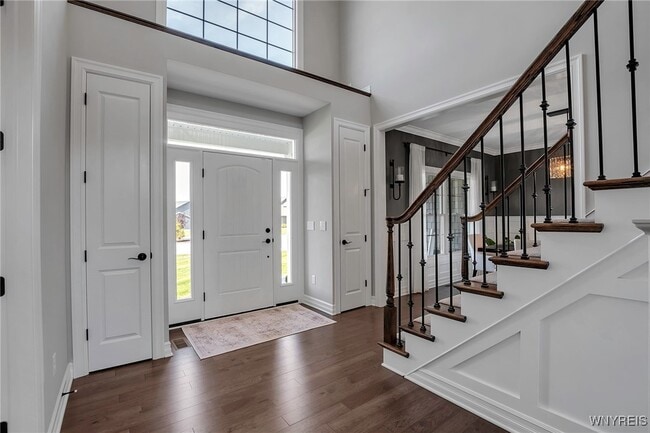 Building Photo - 5330 Holly Glen Ct