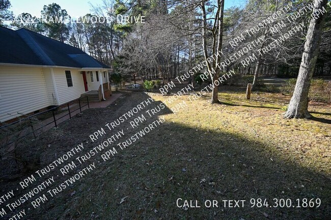 Building Photo - 7122 Ramblewood Dr