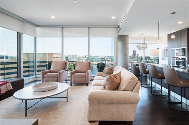 Building Photo - 3130 N Harwood St