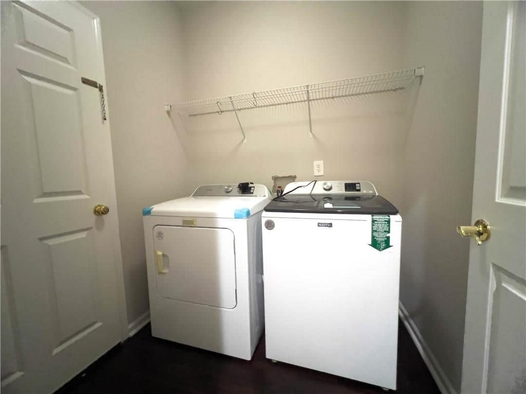Building Photo - 3210 Warbler Way