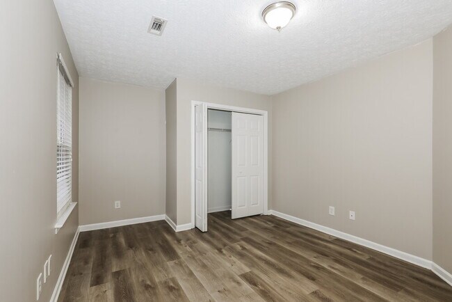 Building Photo - 145 Prescott Ct