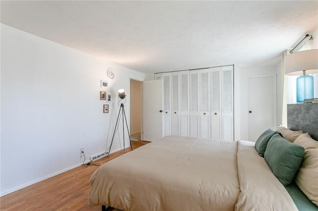 Building Photo - 256 Blackwell Ln