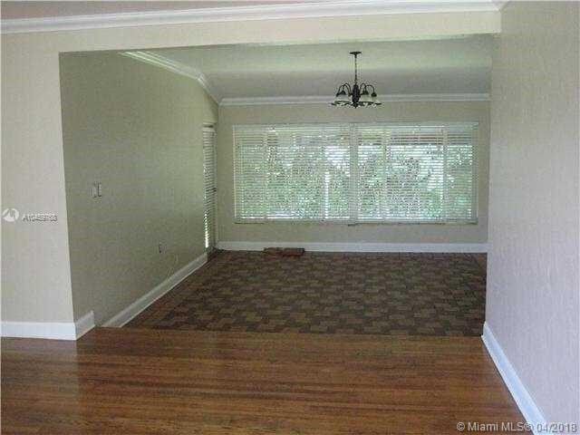 Building Photo - 334 Velarde Ave