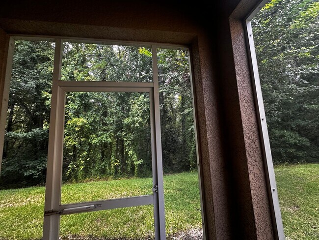 Building Photo - RIVER RUN COACH HOMES CONDO - 3BR/2BA - NE...