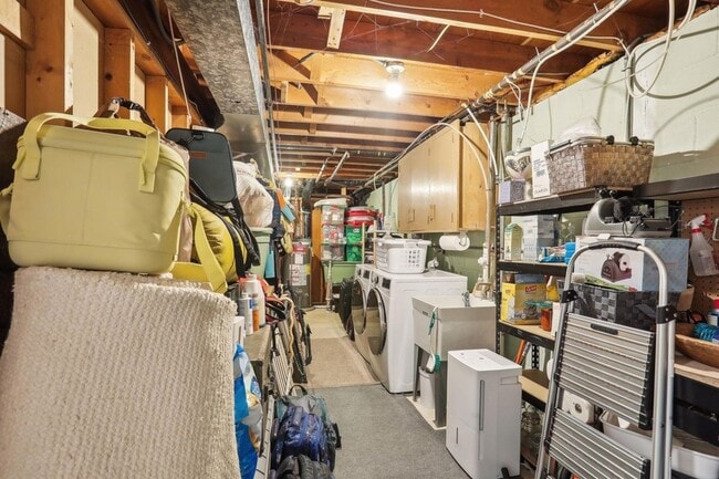 Building Photo - 4237 Ottawa Ave S