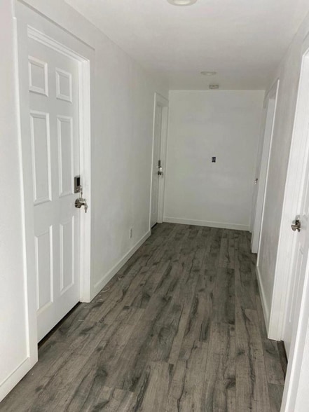 Building Photo - 2112 164th Ave NE