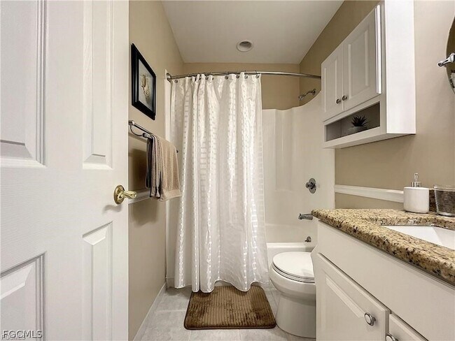 Building Photo - 8445 Charter Club Cir