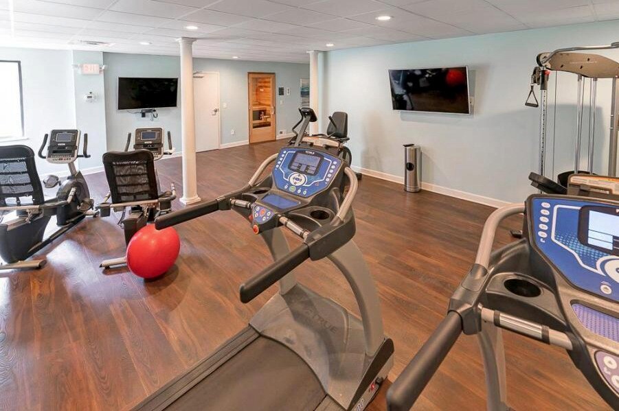 Fitness Room - 4819 Middletowne St