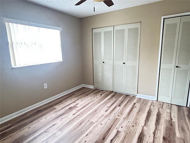 Building Photo - 1103 Cypress Gardens Blvd