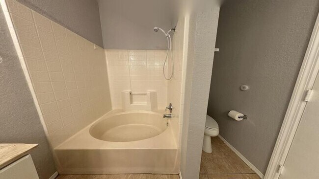 Building Photo - 2738 Via Tivoli