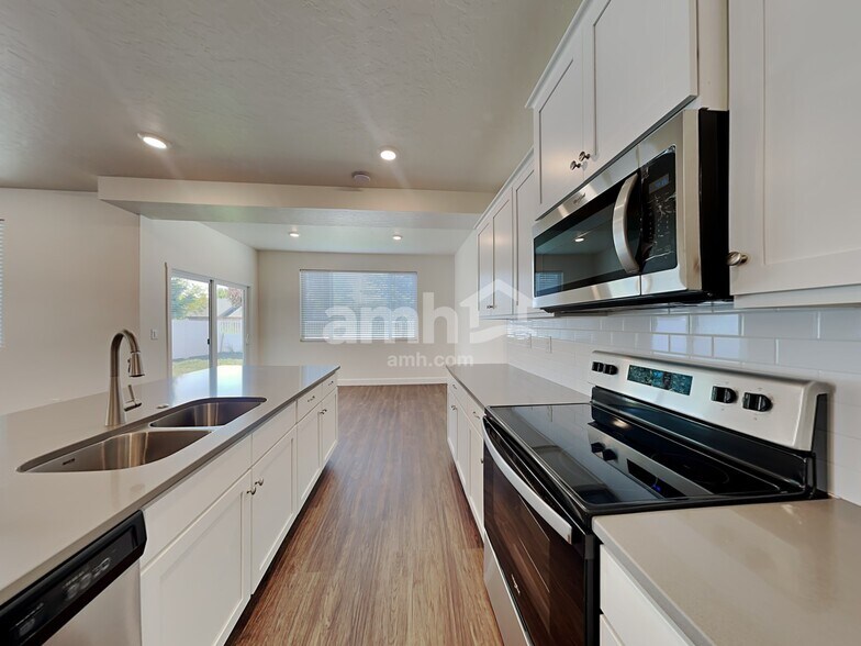 Building Photo - 5078 W White Ash Ct
