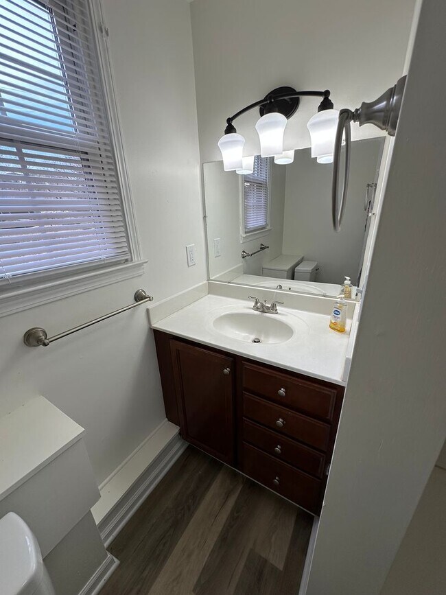 Building Photo - Steuben Rd-1434