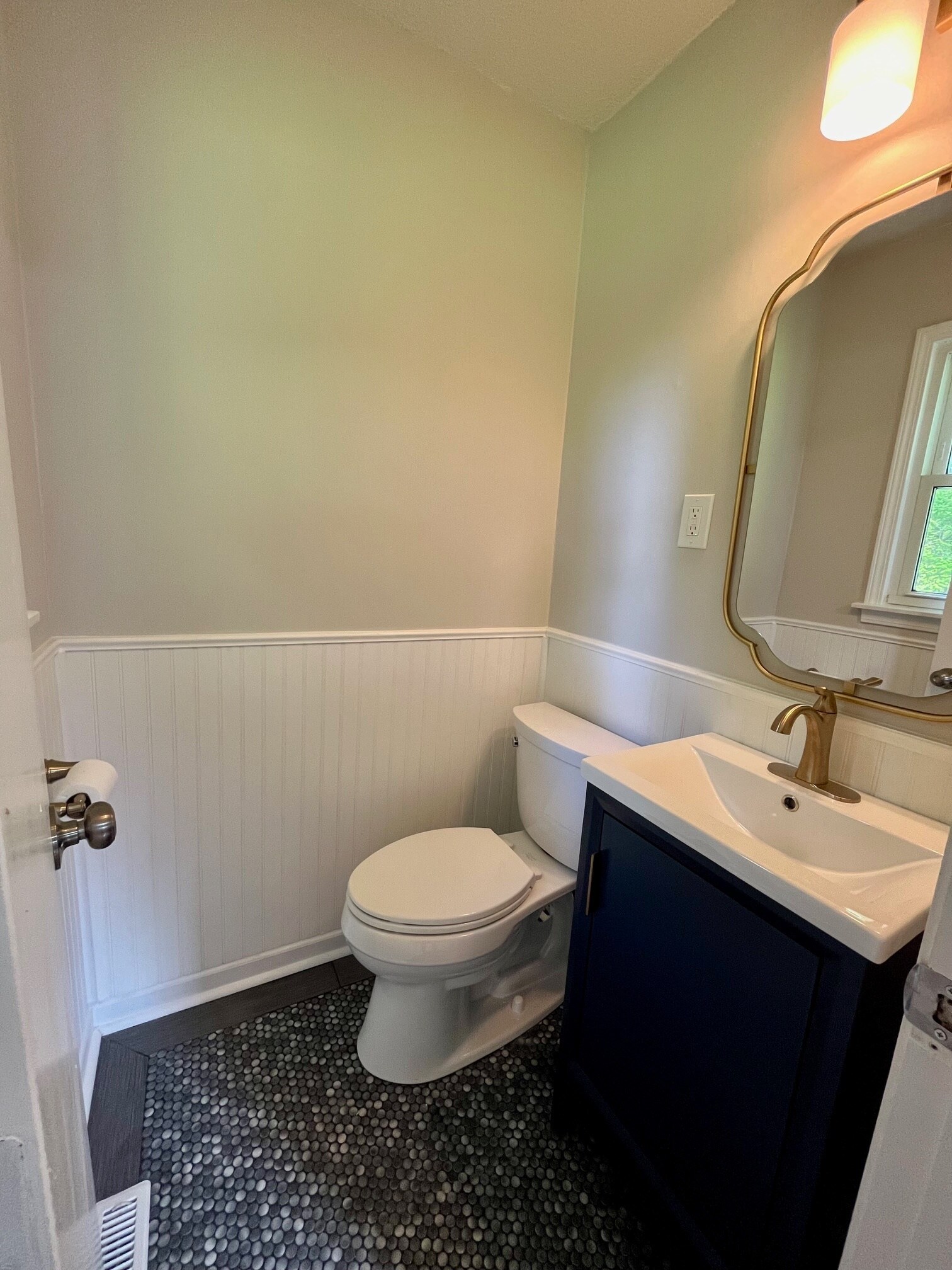 Half Bath - 2707 Granbrook Dr
