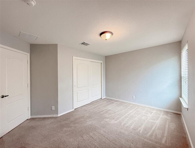 Building Photo - 6708 Cornish Hen Ln