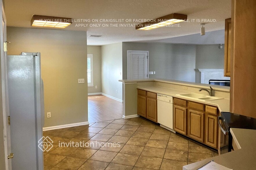 Building Photo - 521 Sparrow Branch Cir