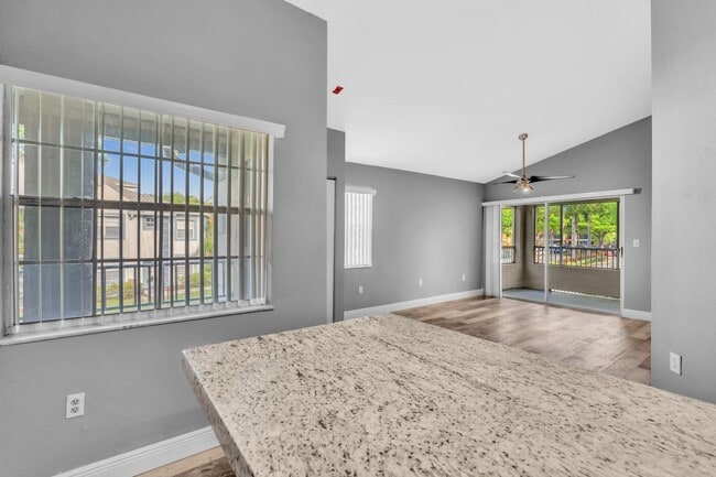 Building Photo - 2890 N Oakland Forest Dr