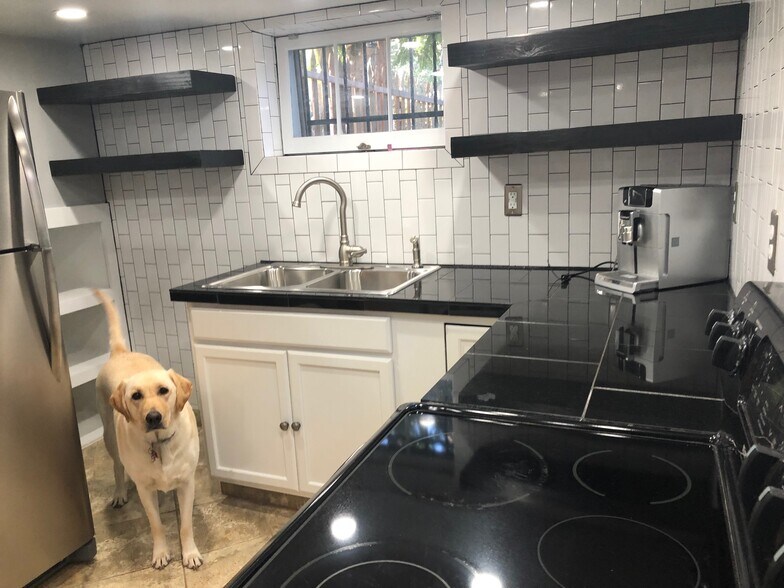 Blu in your kitchen! - 4155 N Raleigh St