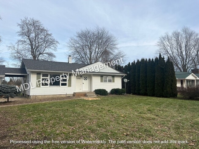 Primary Photo - Available NOW! 3 bed 1 bath single family ...
