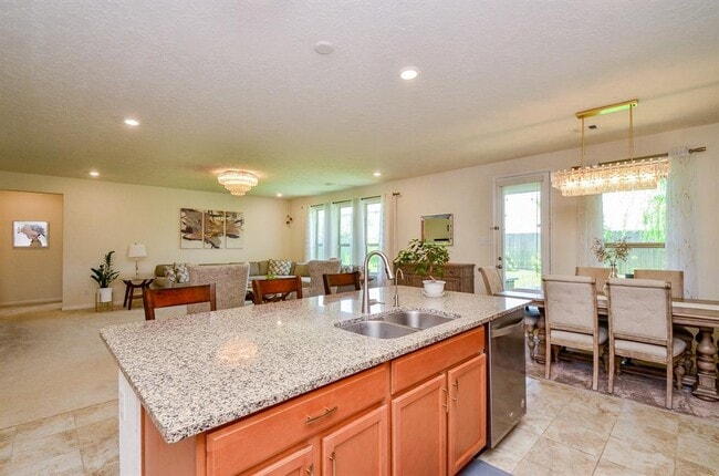 Building Photo - 3808 Canterbury Park Dr