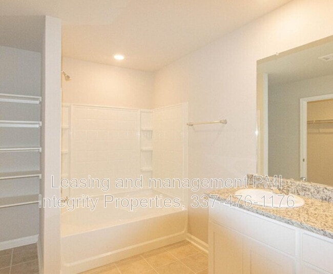 Building Photo - 136 Romain Picard Dr