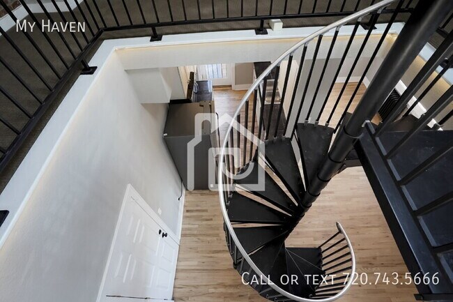 Building Photo - 1640 N Downing St