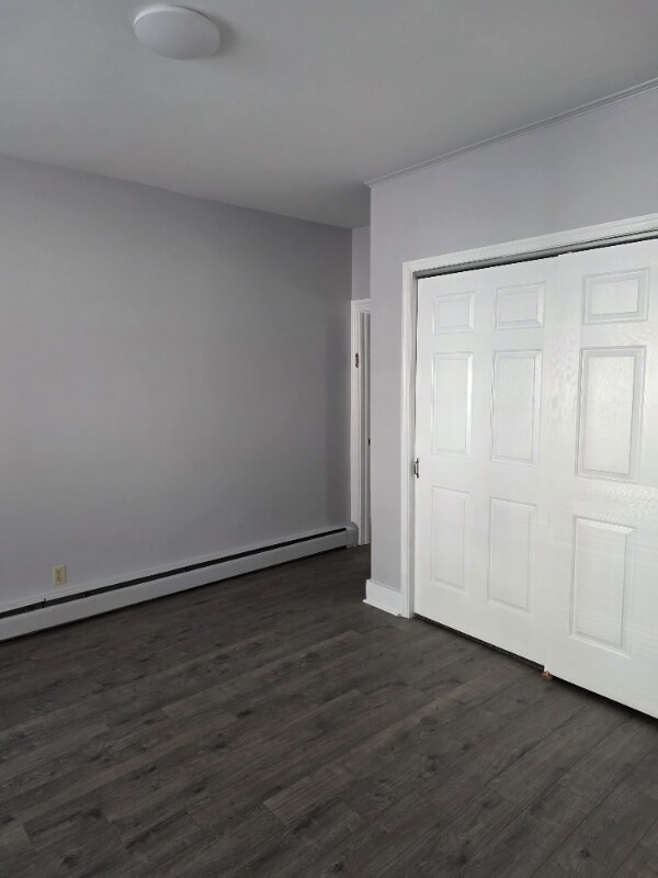 Building Photo - 32 N Earl St