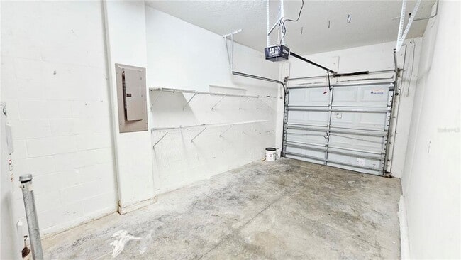 Building Photo - 10789 Savannah Landing Cir