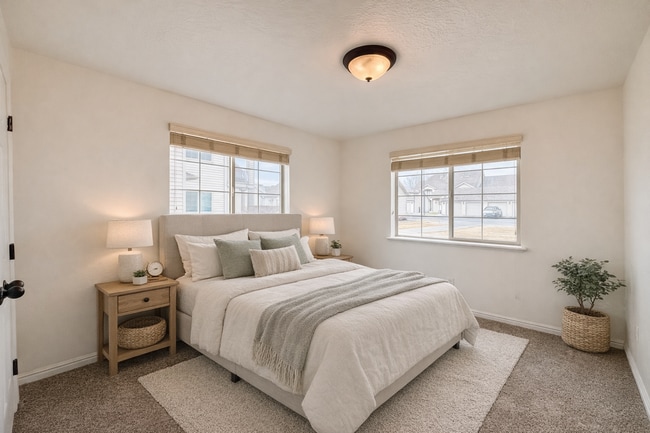 Building Photo - 2515 450 S