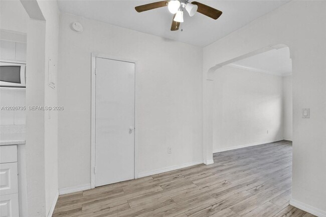 Building Photo - 1135 Euclid Ave