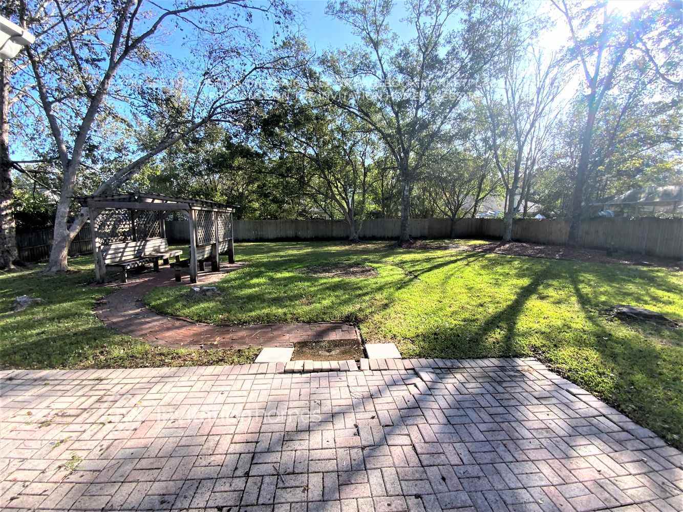 Building Photo - 12015 Stacy Scott Ct