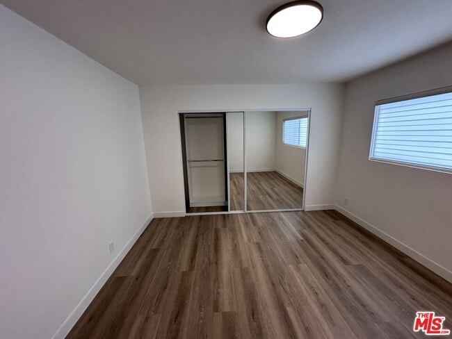 Building Photo - 314 S Clark Dr