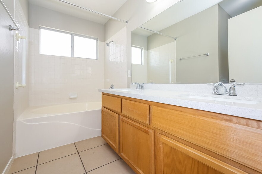 Building Photo - 3660 Copper Cactus Dr
