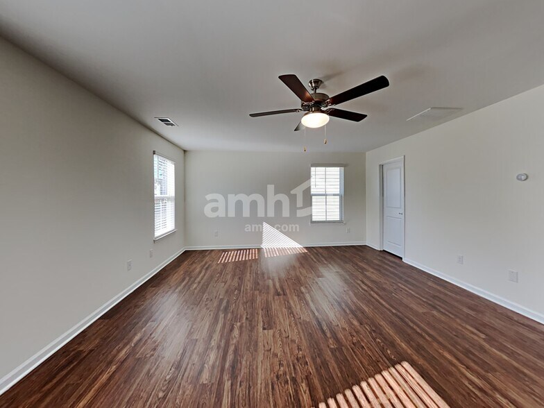 Building Photo - 624 Hamilton Pk Dr