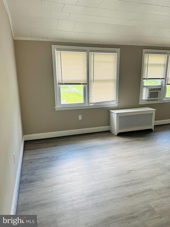 Building Photo - 3201 Wisteria Ave