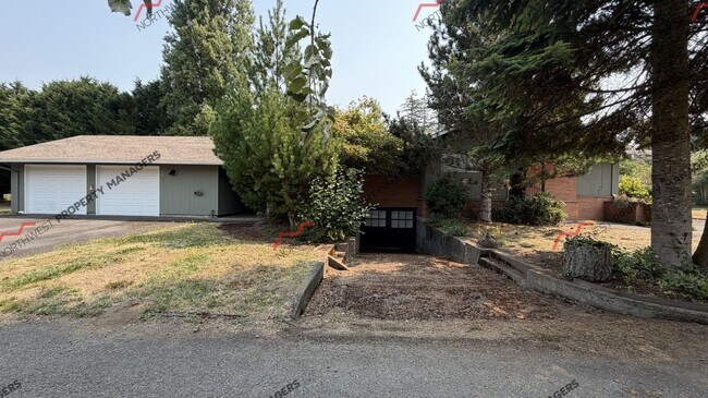 Building Photo - STATUS: AVAILABLE | R138B | $2195 + $100 flat rate for W/S
