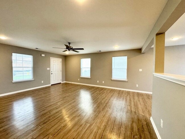 Building Photo - 8029 Driftwood Lp