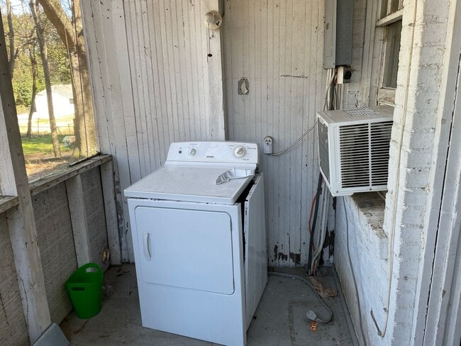 Building Photo - Madison Ave. 1709-1713