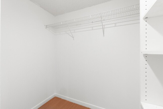 Building Photo - 6300 S Falls Cir Dr