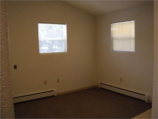 Building Photo - 3440 Myers Gulch Rd