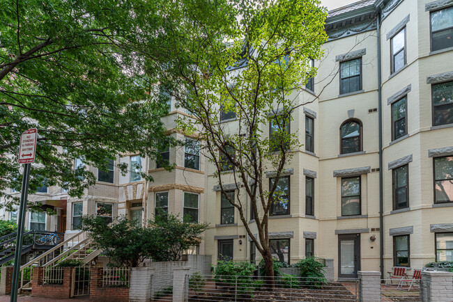 Charming view of the street! - 1124 25th St NW