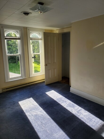 Building Photo - 111 Kirtley Strasse