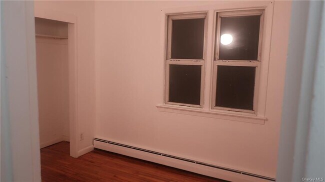 Building Photo - 1525 NY-208