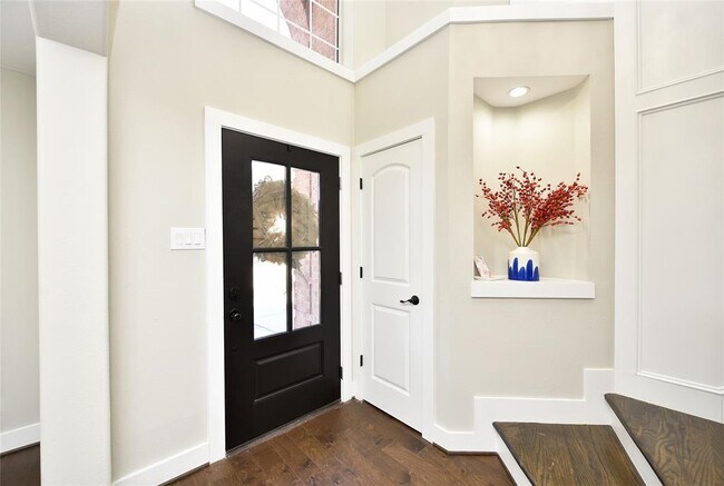 Building Photo - 18403 Brenwood Manor Dr