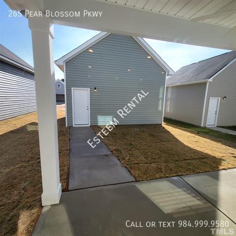 Building Photo - 265 Pear Blossom Pkwy