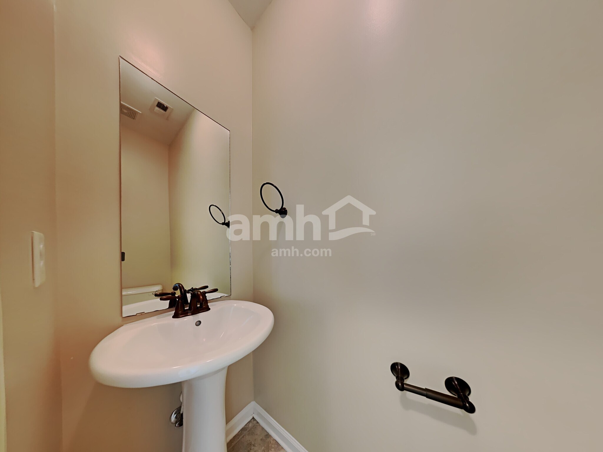 Building Photo - 4940 Grace View Ln