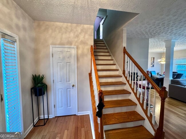 Building Photo - 1481 Edgeley Way