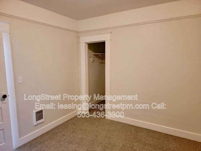 Building Photo - 29626 OR-34